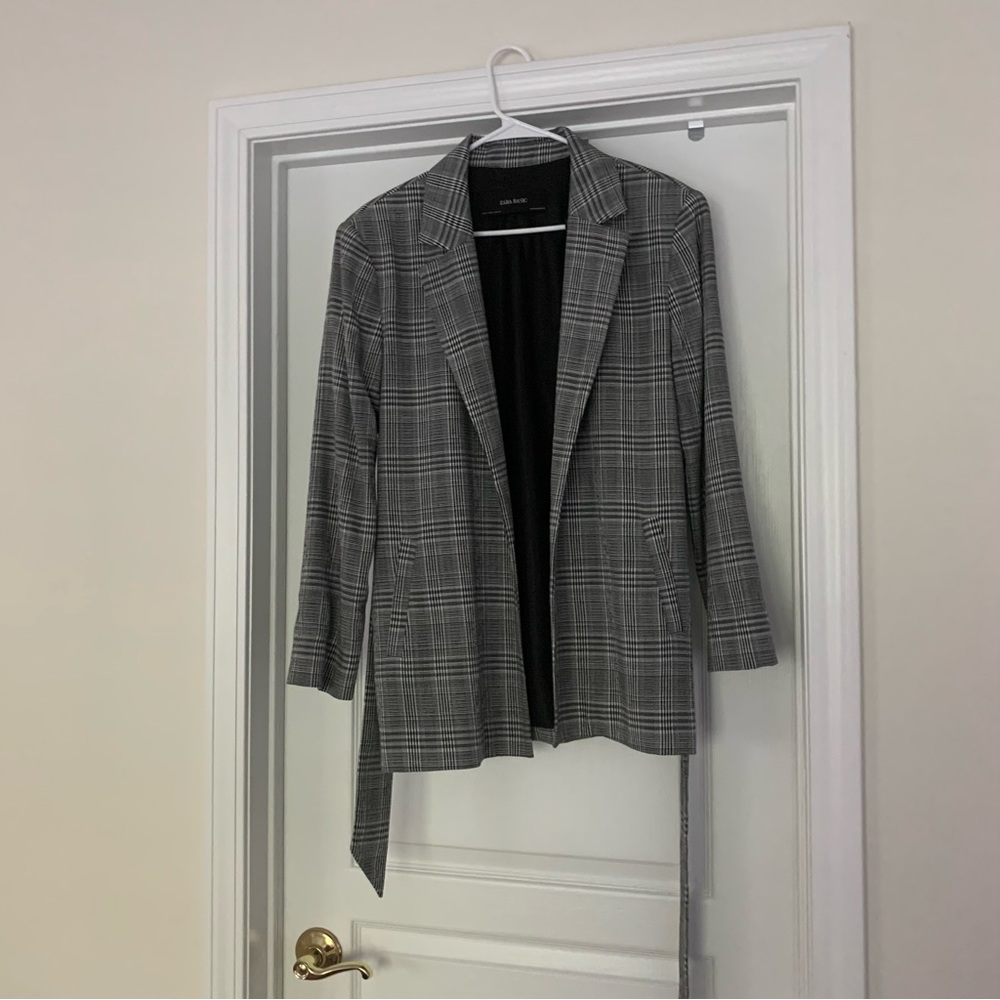 Zara Gray Blazers Jacket Size: S.